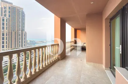 Apartment - 2 Bedrooms - 3 Bathrooms for rent in West Porto Drive - Porto Arabia - The Pearl Island - Doha