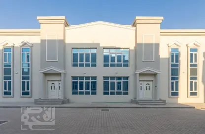 فيلا - 4 غرف نوم - 4 حمامات للايجار في مريخ - المريخ - الدوحة