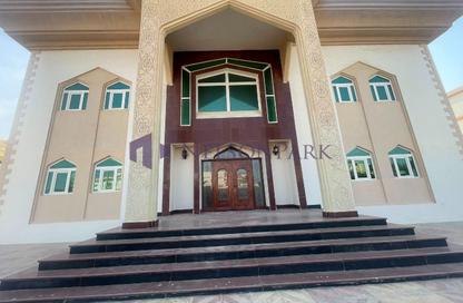 Villa - 7+ Bedrooms - 7+ Bathrooms for rent in West Bay Tower - West Bay - West Bay - Doha