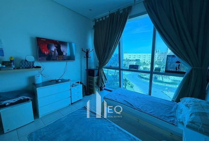 53142845 - Property Image 3