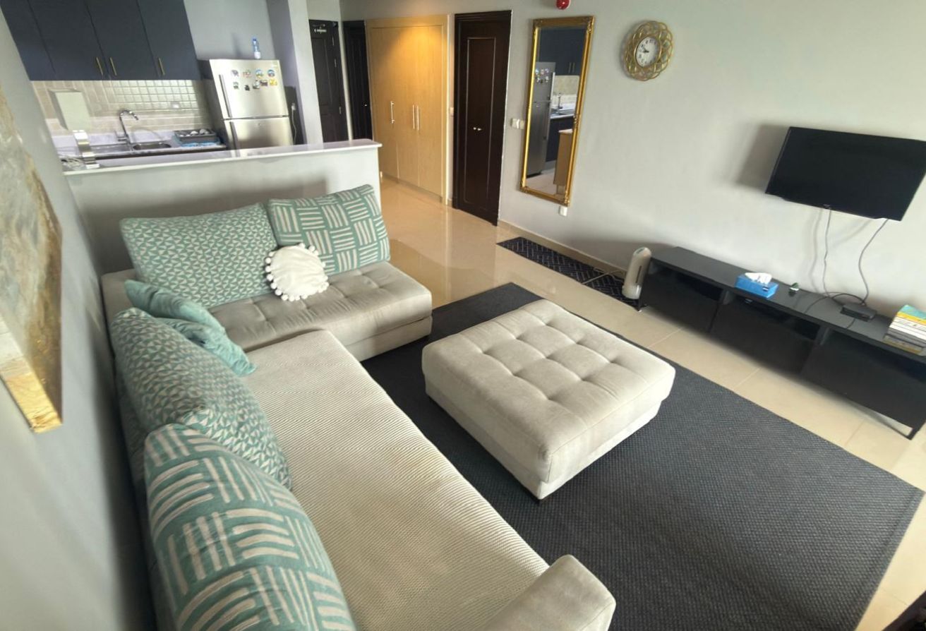 Fully sea view studio fully furnished just 5750/// thumbnail 4