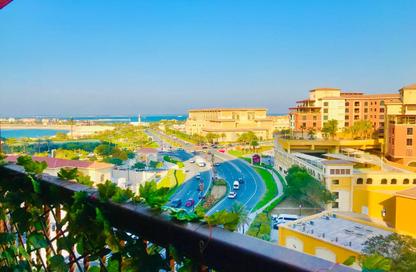 Apartment - Studio - 1 for rent in West Porto Drive - Porto Arabia - The Pearl Island - Doha