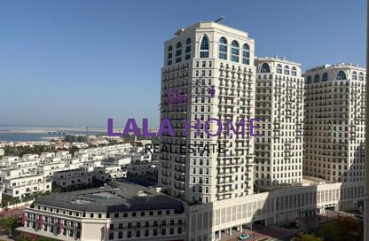 Apartment - 1 Bedroom - 2 Bathrooms for rent in Viva West - Viva Bahriyah - The Pearl Island - Doha
