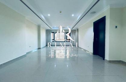 Apartment - 1 Bedroom - 2 Bathrooms for rent in West Porto Drive - Porto Arabia - The Pearl Island - Doha