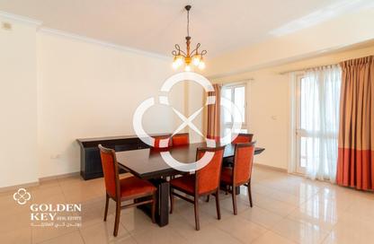 Apartment - 2 Bedrooms - 2 Bathrooms for rent in West Bay Tower - West Bay - West Bay - Doha