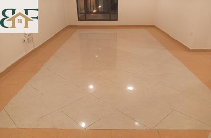 Apartment - 3 Bedrooms - 3 Bathrooms for rent in Al Mansoura - Doha Apartment - 3 Bedrooms - 3 Bathrooms for rent in Al Mansoura - Doha