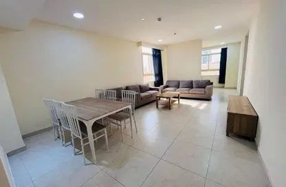 Apartment - 3 Bedrooms - 3 Bathrooms for rent in Anas Street - Fereej Bin Mahmoud North - Fereej Bin Mahmoud - Doha