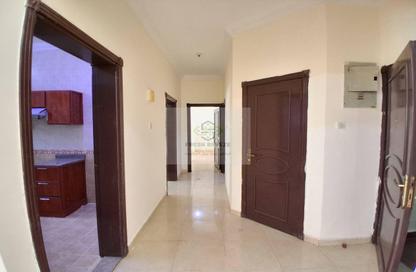 Apartment - 2 Bedrooms - 2 Bathrooms for rent in Umm Ghuwailina 4 - Umm Ghuwailina - Doha