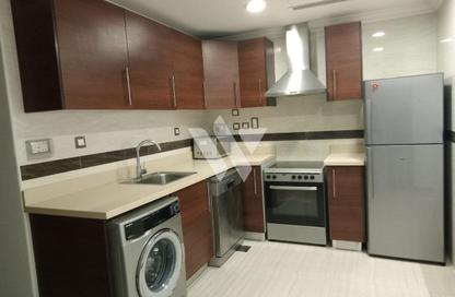 Apartment - Studio - 1 for rent in East Porto Drive - Porto Arabia - The Pearl Island - Doha
