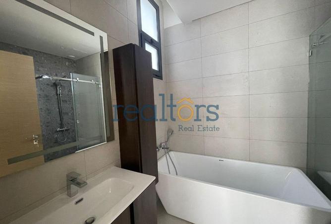 1032027 - Property Image 3