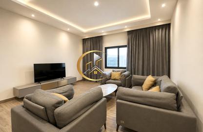 Apartment - 1 Bedroom - 2 Bathrooms for rent in Al Sadd Road - Al Sadd - Doha
