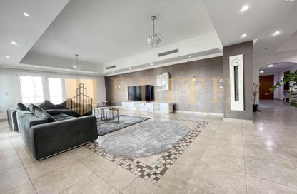 Apartment - 3 Bedrooms - 4 Bathrooms for rent in East Porto Drive - Porto Arabia - The Pearl Island - Doha