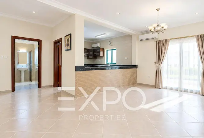 64421618 - Property Image 2