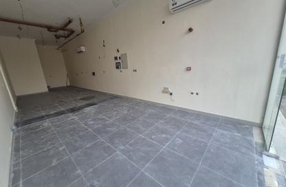 Shop - Studio - 1 for rent in Al Khazin Street - Madinat Khalifa South - Madinat Khalifa - Doha