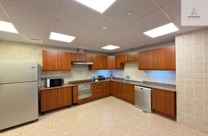 Apartment - 3 Bedrooms - 5 Bathrooms for rent in One Porto Arabia - Porto Arabia - The Pearl Island - Doha