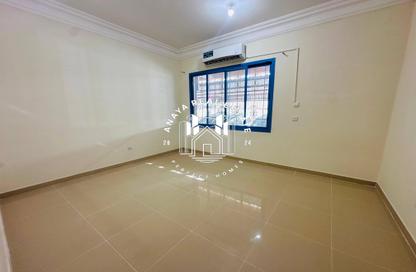 Apartment - 3 Bedrooms - 2 Bathrooms for rent in Fereej Kulaib - Doha