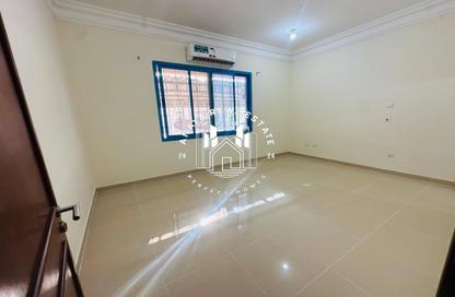 Apartment - 3 Bedrooms - 2 Bathrooms for rent in Fereej Kulaib - Doha