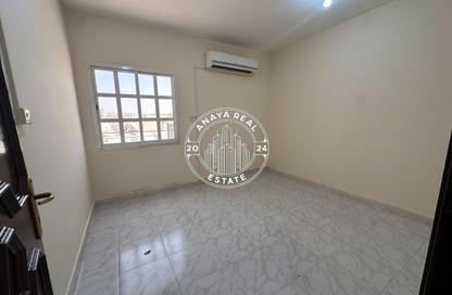 Penthouse - 2 Bedrooms - 1 Bathroom for rent in Ain Khalid Gate - Ain Khaled - Doha