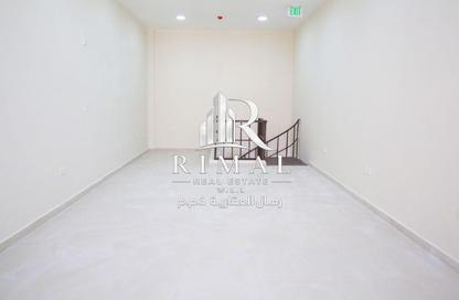 Shop - Studio - 1 Bathroom for rent in Souk Al gharaffa - Al Gharrafa - Doha