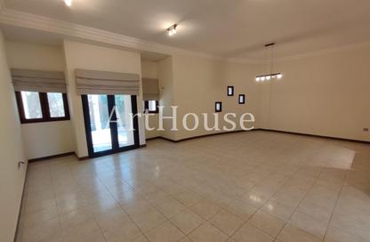 Villa - 3 Bedrooms - 4 Bathrooms for rent in Old Airport Road - Old Airport Road - Doha
