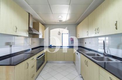 Apartment - 3 Bedrooms - 4 Bathrooms for rent in West Porto Drive - Porto Arabia - The Pearl Island - Doha Apartment - 3 Bedrooms - 4 Bathrooms for rent in West Porto Drive - Porto Arabia - The Pearl Island - Doha