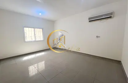 Apartment - 1 Bedroom - 2 Bathrooms for rent in Fereej Kulaib - Doha