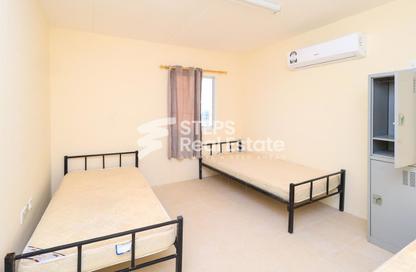 Labor Camp - Studio - 7+ Bathrooms for rent in Al Khor Community - Al Khor