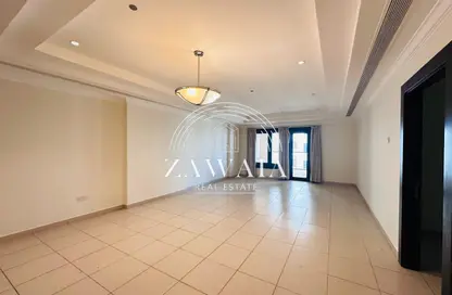 Apartment - 1 Bedroom - 2 Bathrooms for rent in East Porto Drive - Porto Arabia - The Pearl Island - Doha