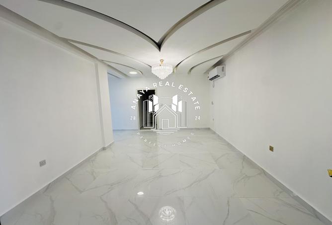 53862168 - Property Main Image