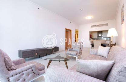 Apartment - 2 Bedrooms - 3 Bathrooms for sale in Viva East - Viva Bahriyah - The Pearl Island - Doha