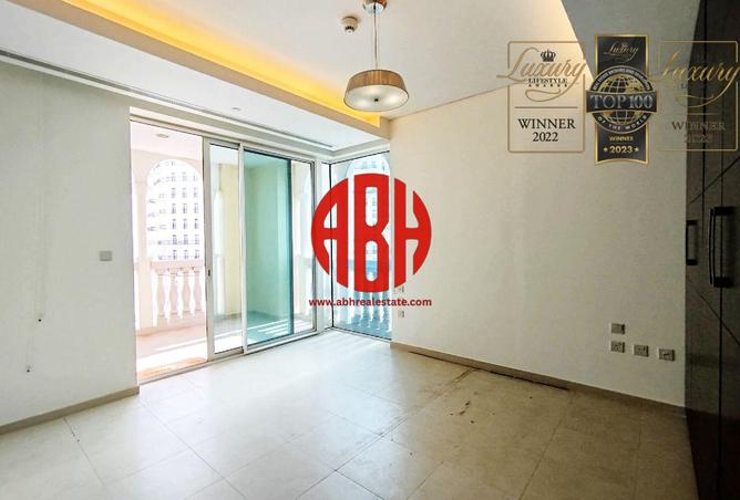 1006301 - Property Image 3