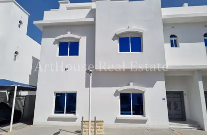 فيلا - 4 غرف نوم - 6 حمامات للايجار في الوعب - الوعب - الدوحة