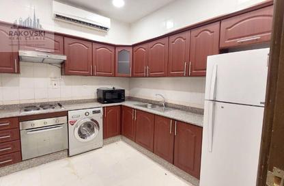 Villa - 2 Bedrooms - 2 Bathrooms for rent in Bin Omran - Fereej Bin Omran - Doha