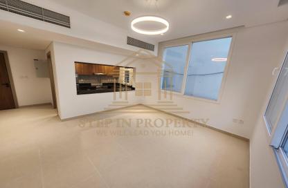 Apartment - 3 Bedrooms - 4 Bathrooms for rent in Al Khair Tower - Corniche Road - Corniche Road - Doha