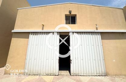 Labor Camp - Studio - 7+ Bathrooms for rent in Industrial Area 1 - Industrial Area - Doha