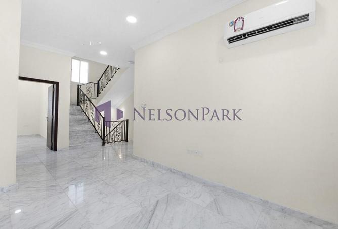 53424327 - Property Image 3