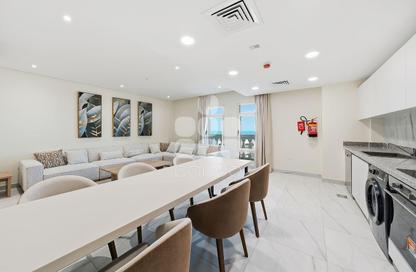 Apartment - 2 Bedrooms - 3 Bathrooms for rent in Giardino Apartments - The Pearl Island - Doha