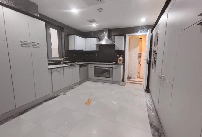 53004220 - Property Image 3