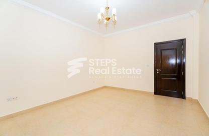 Apartment - 2 Bedrooms - 3 Bathrooms for rent in Anas Street - Fereej Bin Mahmoud North - Fereej Bin Mahmoud - Doha