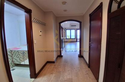 Apartment - 3 Bedrooms - 4 Bathrooms for rent in West Bay - West Bay - Doha