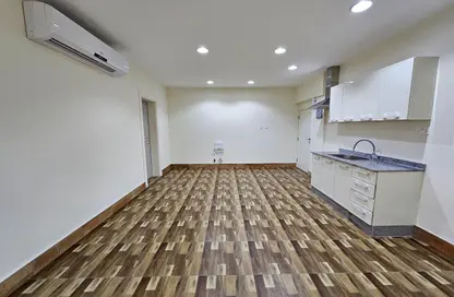 Apartment - 1 Bedroom - 1 Bathroom for rent in Al Hilal - Al Hilal - Doha