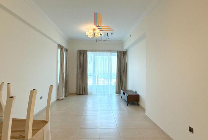 1002401 - Property Image 2