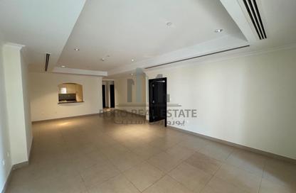 Apartment - 1 Bedroom - 2 Bathrooms for rent in East Porto Drive - Porto Arabia - The Pearl Island - Doha