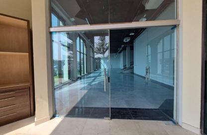 Show Room - Studio - 2 Bathrooms for rent in New Salata - Salata - Doha