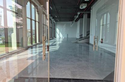 Show Room - Studio - 2 Bathrooms for rent in New Salata - Salata - Doha