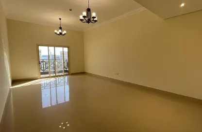 شقة - 3 غرف نوم - 4 حمامات للايجار في بياتزا 3 - بياتزا - فوكس هيلز - الوسيل