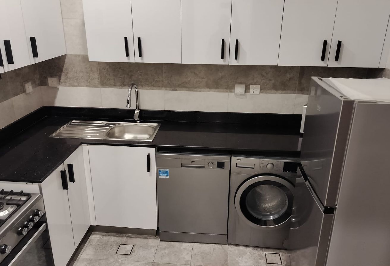 Cozy 1 BHK I FF I Including Cooling I Fox hill S thumbnail 5