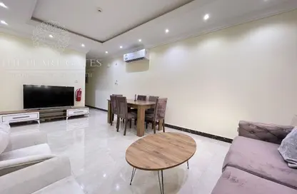 Apartment - 2 Bedrooms - 2 Bathrooms for rent in Thabit Bin Zaid Street - Al Mansoura - Doha