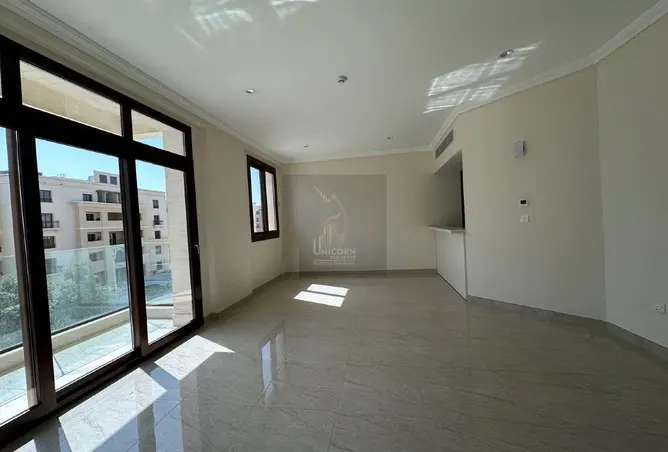 62464068 - Property Image 2