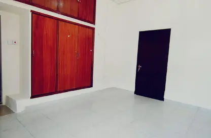 Villa - Studio - 1 Bathroom for rent in Al Sadd - Doha